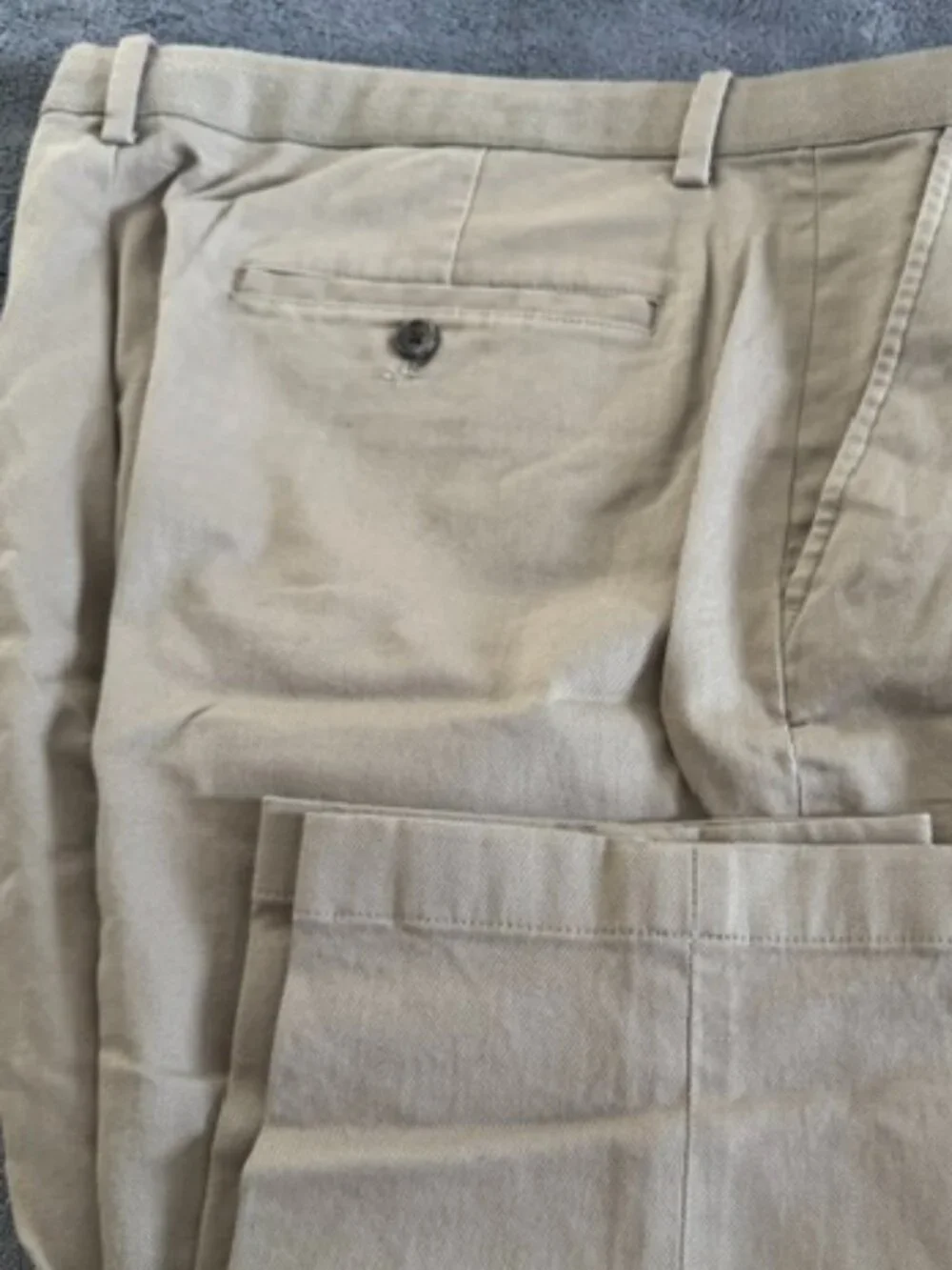 UNIQLO MEN EZY ANKLE PANTS (COTTON)  - BEIGE
